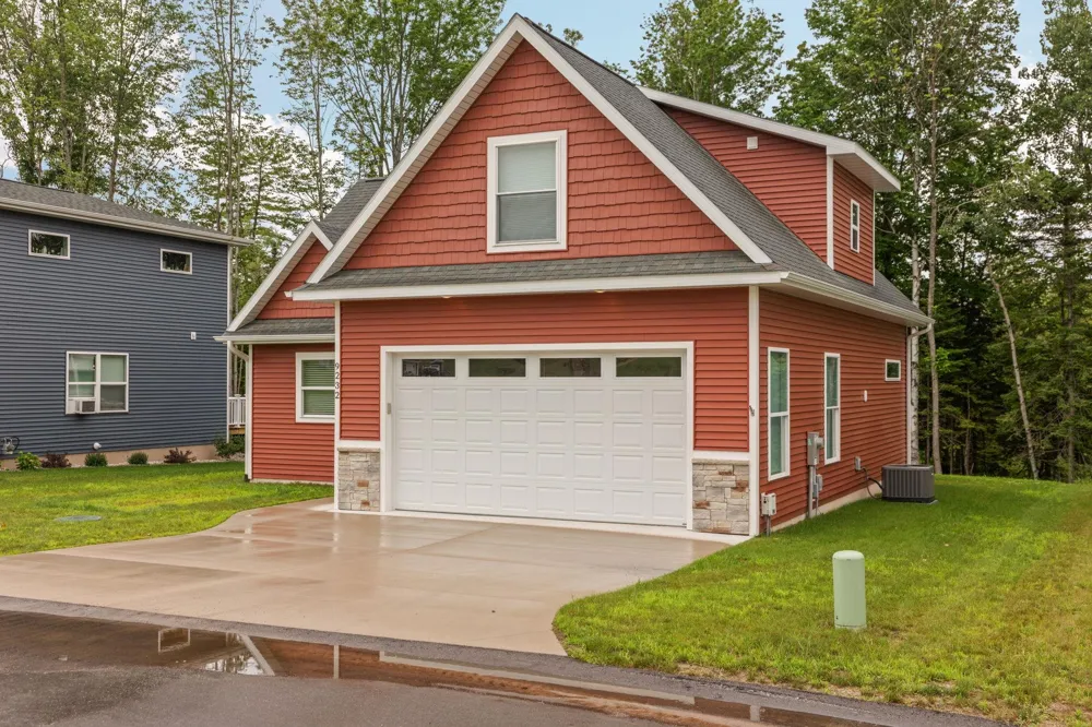 9232 S Flaska Drive Solon Township, MI 49621