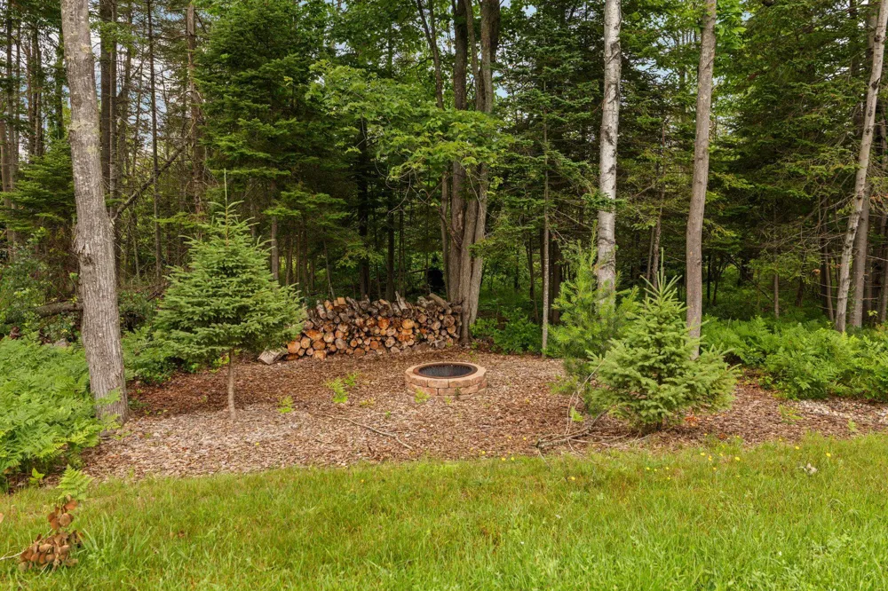 9232 S Flaska Drive Solon Township, MI 49621