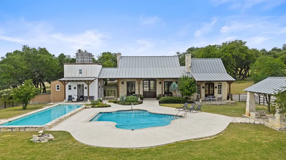 207 Verbena Road Johnson City, TX 78636