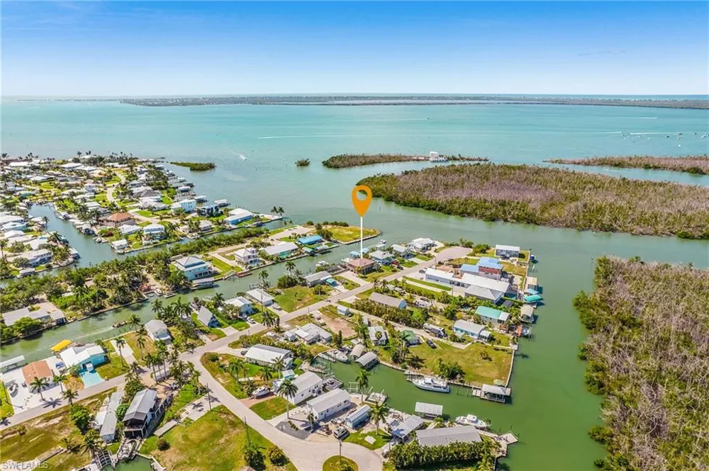 2272 York Road St. James City, FL 33956