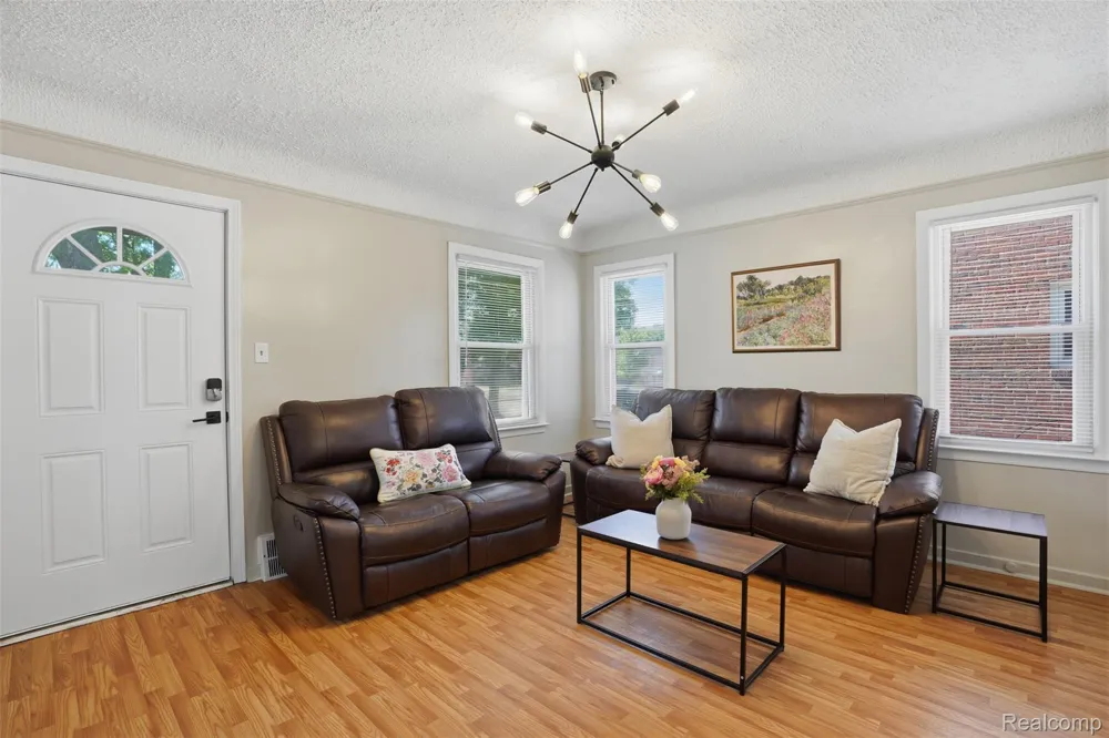 2204 Franklin Street Dearborn City, MI 48128