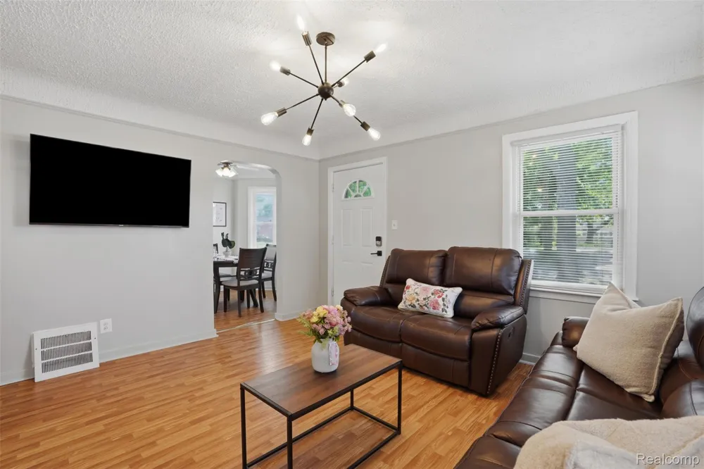 2204 Franklin Street Dearborn City, MI 48128