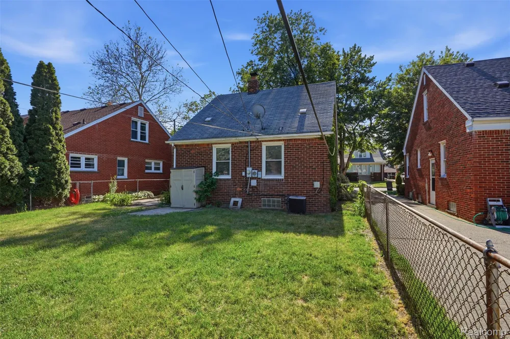 2204 Franklin Street Dearborn City, MI 48128