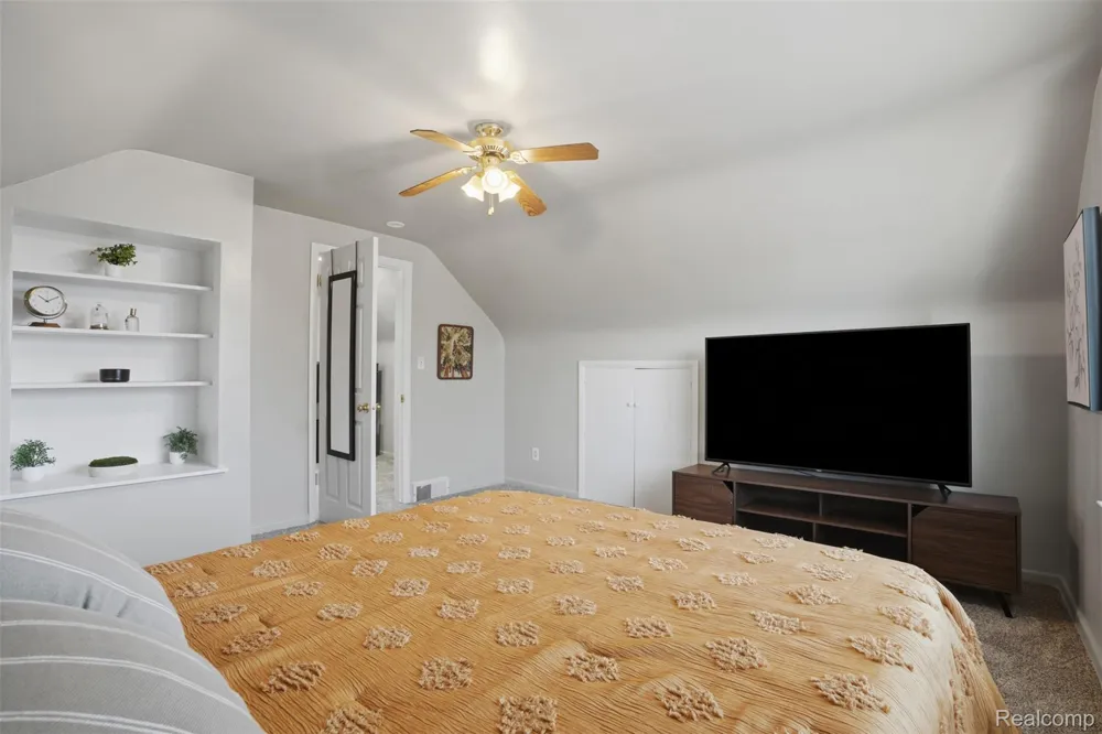 2204 Franklin Street Dearborn City, MI 48128