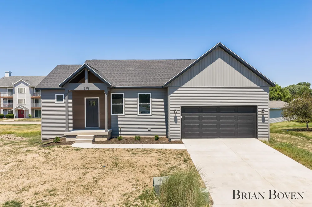 239 W Gardner Street NW Sparta Village, MI 49345