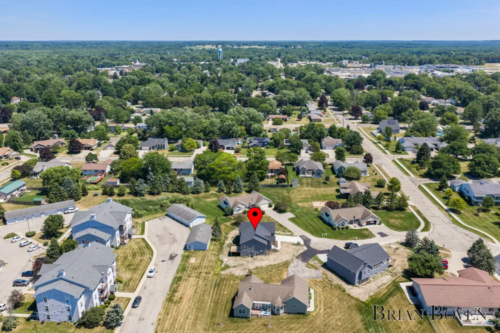239 W Gardner Street NW Sparta Village, MI 49345
