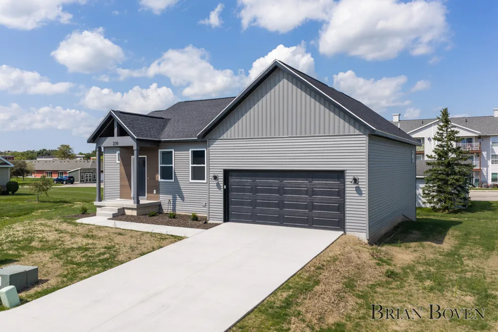 239 W Gardner Street NW Sparta Village, MI 49345