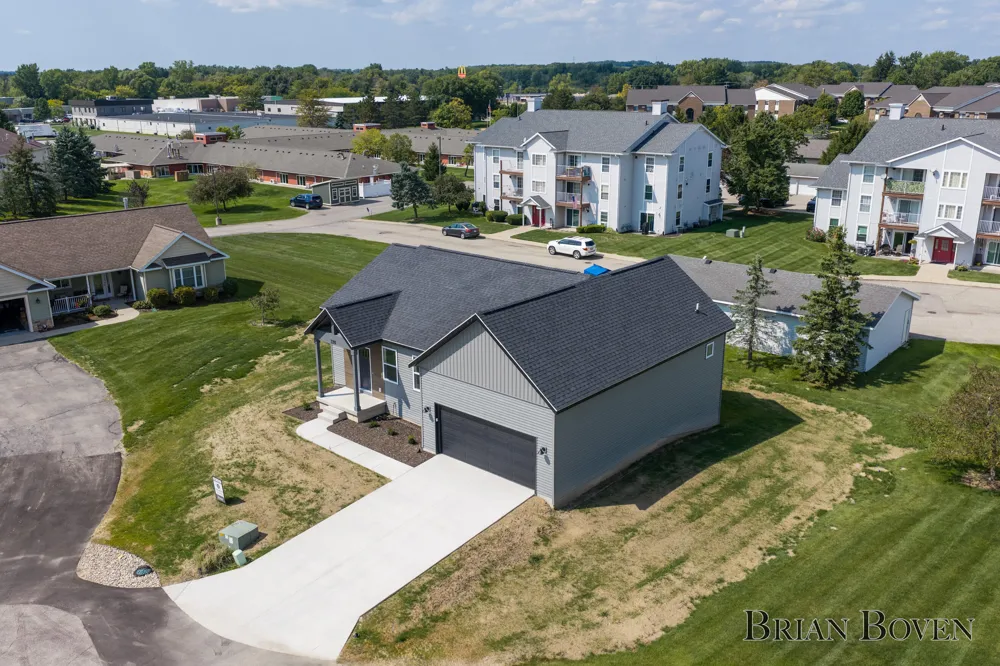 239 W Gardner Street NW Sparta Village, MI 49345