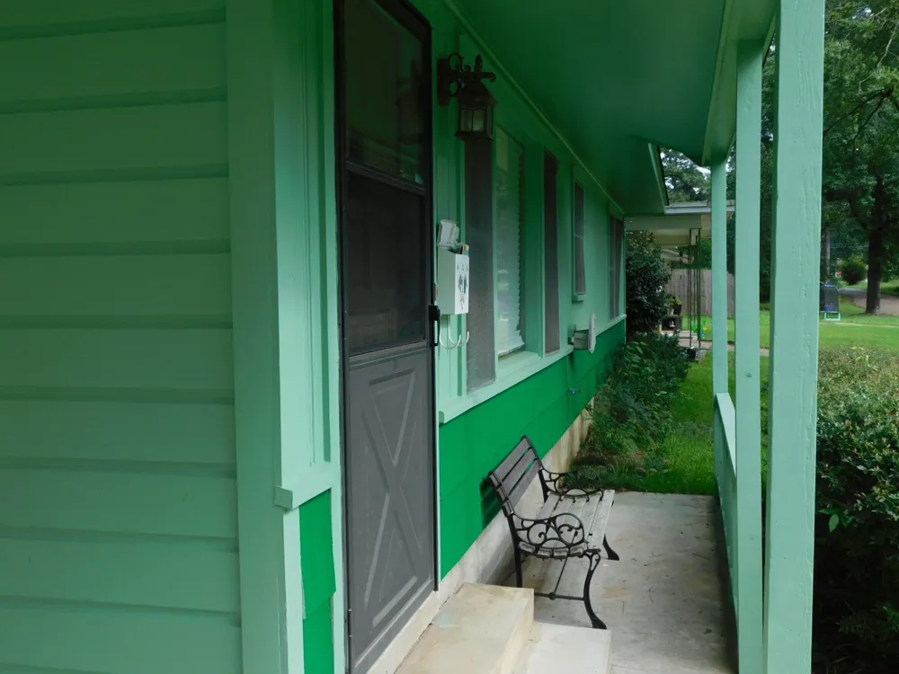 107 NE 5th Street Springhill, LA 71075