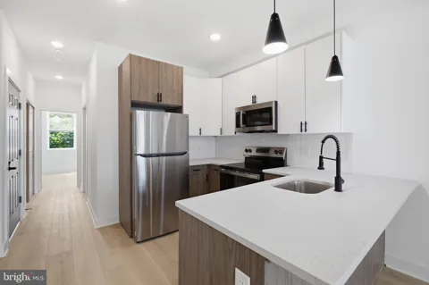 2237 16TH STREET #2