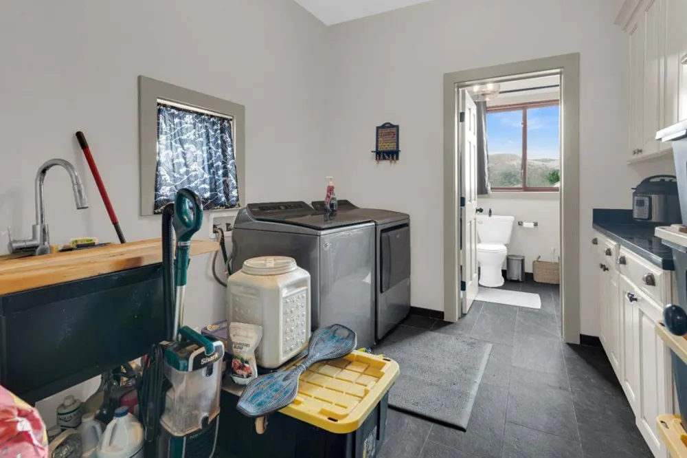 65401 Cross Road Lockwood, CA 93932
