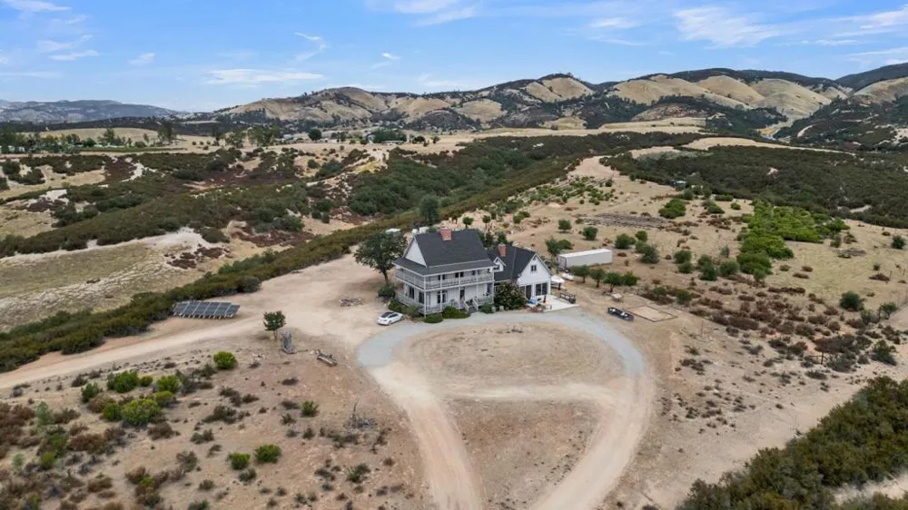 65401 Cross Road Lockwood, CA 93932