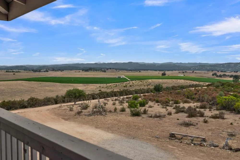 65401 Cross Road Lockwood, CA 93932