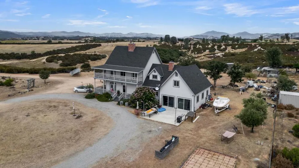 65401 Cross Road Lockwood, CA 93932