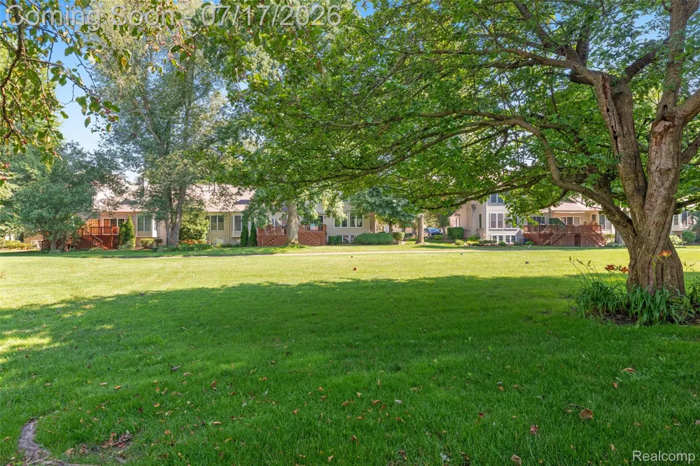 39681 Muirfield Lane Northville Township, MI 48168