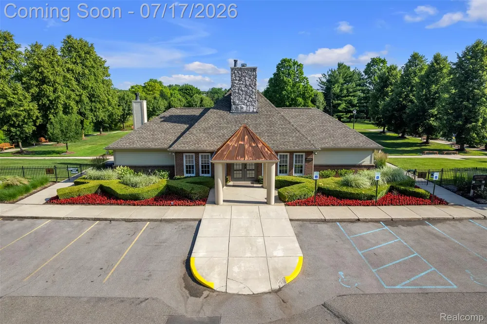 39681 Muirfield Lane Northville Township, MI 48168