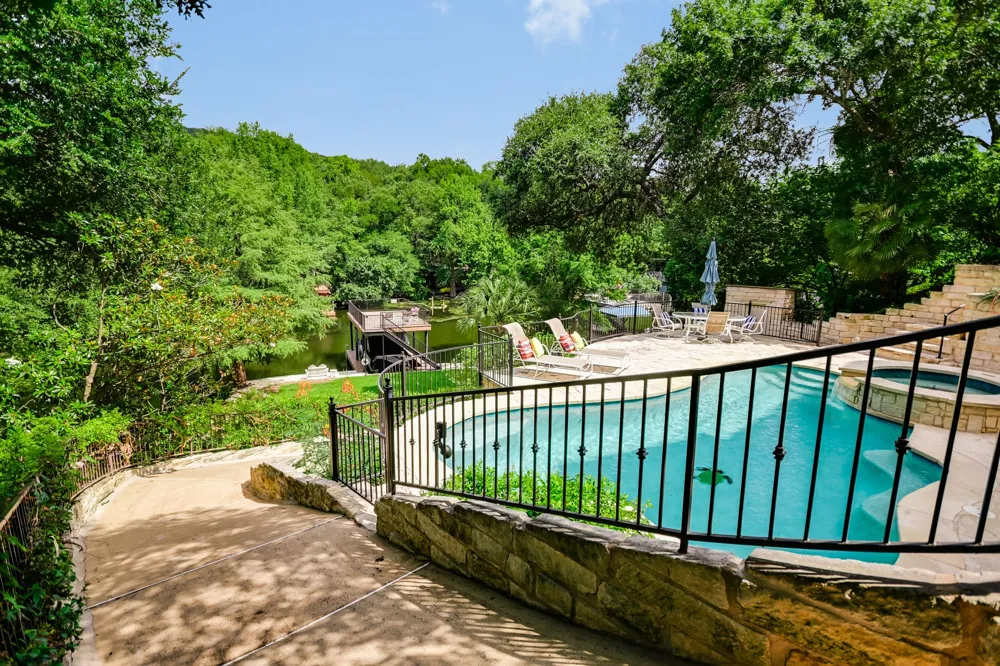 5307 Tortuga Trail Austin, TX 78731