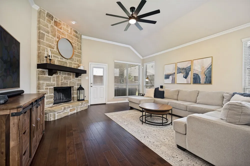 210 Derby Lane Hickory Creek, TX 75065