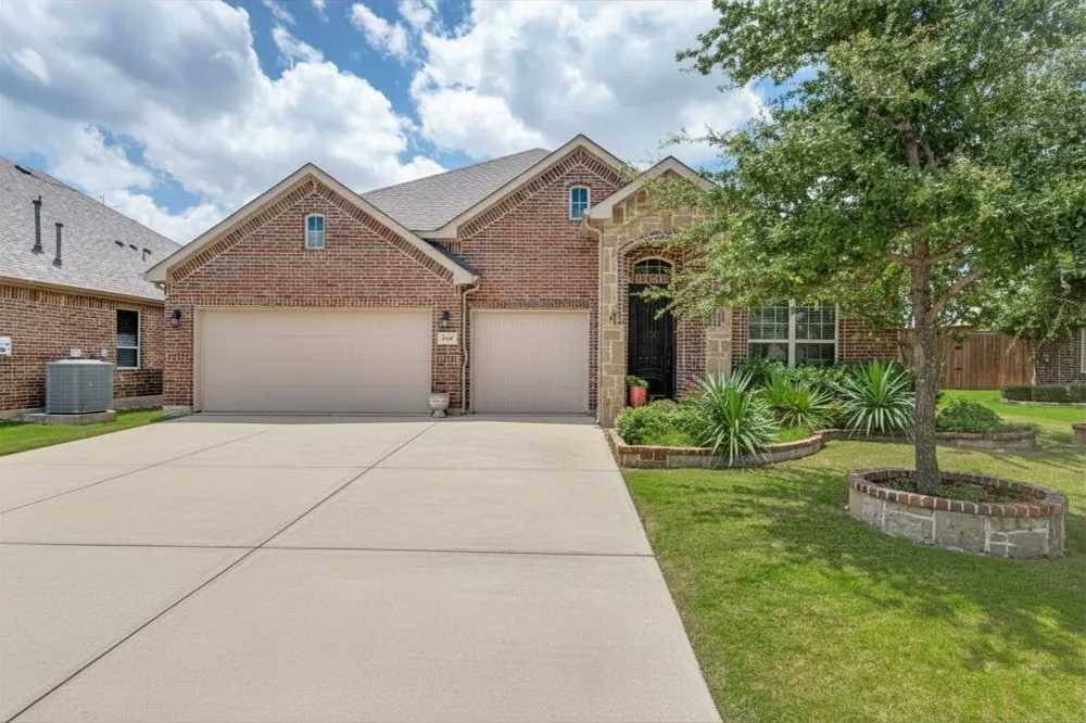 210 Derby Lane Hickory Creek, TX 75065