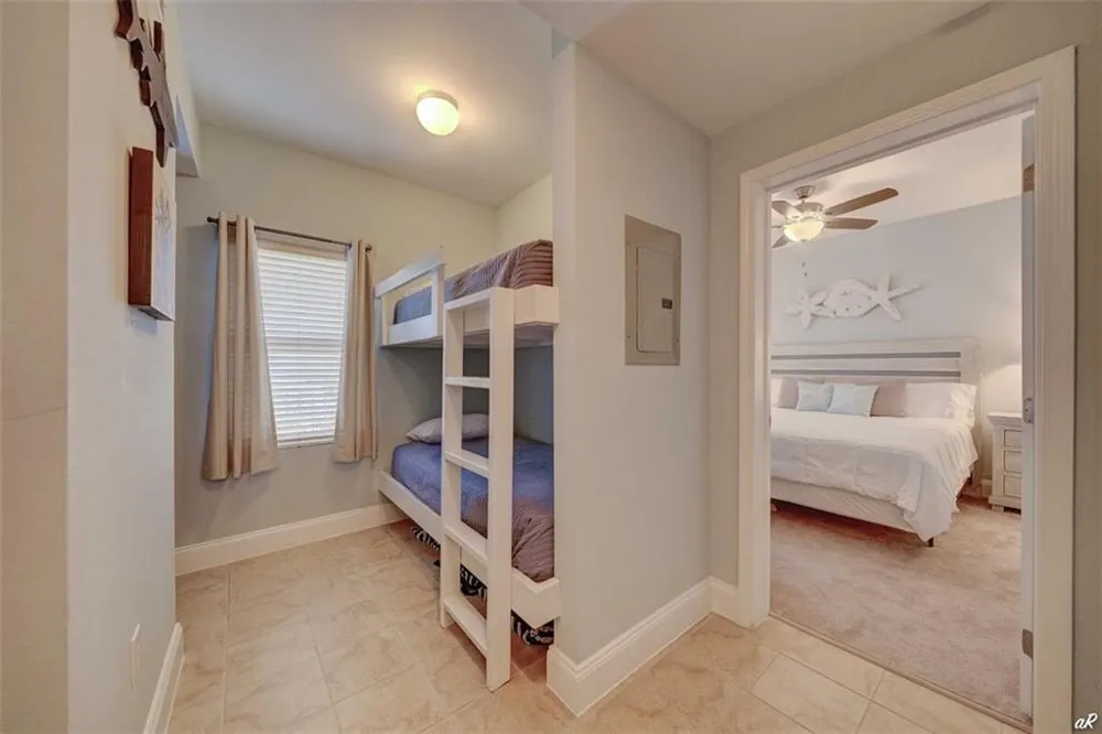 9860 S South Thomas Drive #711 Panama City, FL 32408