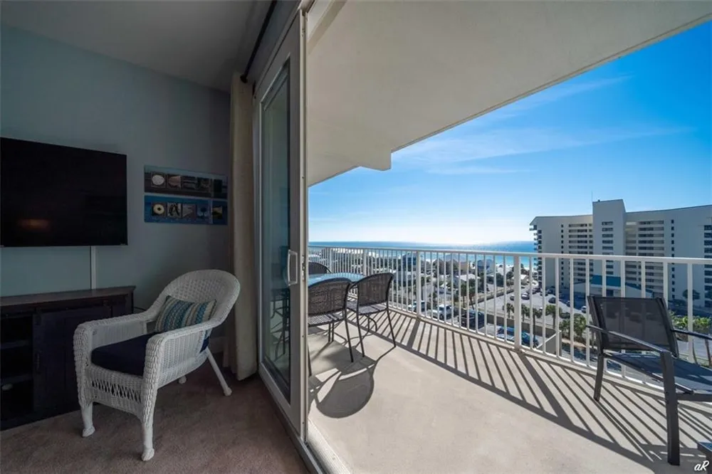9860 S South Thomas Drive #711 Panama City, FL 32408
