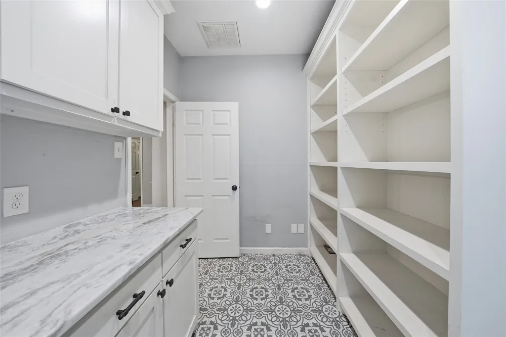 7362 Robinhood Lane Fort Worth, TX 76112