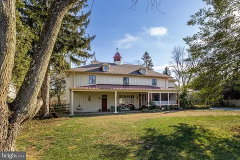 444 SHADY LANE