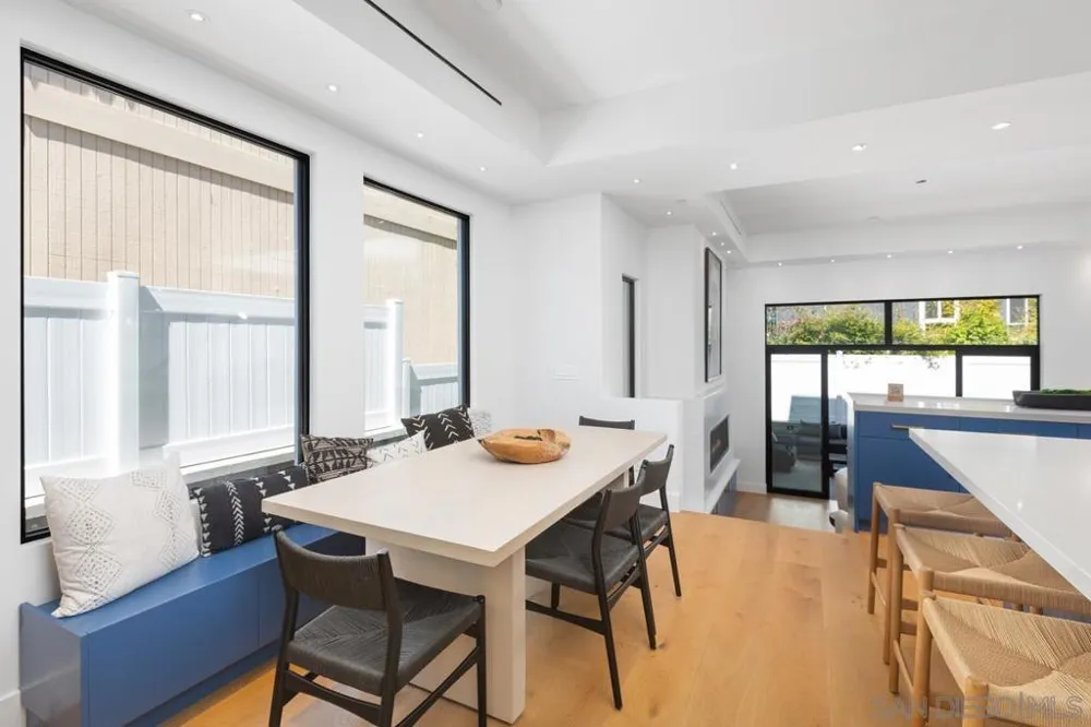 744 Bonair St La Jolla, CA 92037