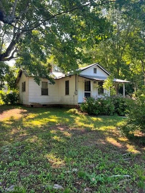 1038 Willard Drive Yadkinville, NC 27055