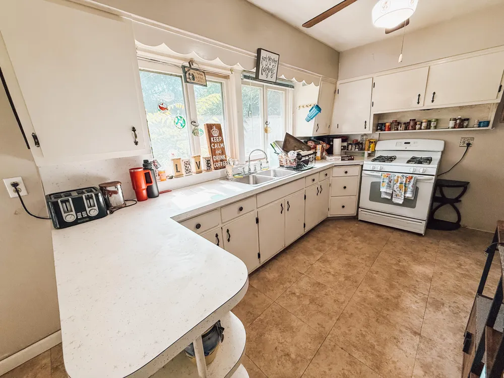 744 S Quarterline Road Muskegon Charter Township, MI 49442