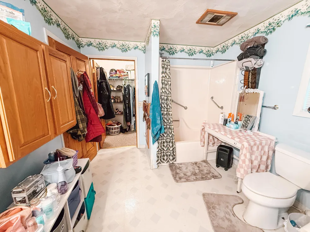 744 S Quarterline Road Muskegon Charter Township, MI 49442