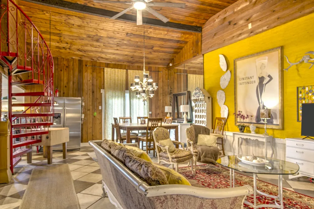 12 Old Shawnee Trail Drive Gordonville, TX 76245