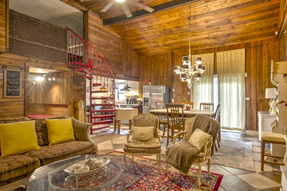 12 Old Shawnee Trail Drive Gordonville, TX 76245