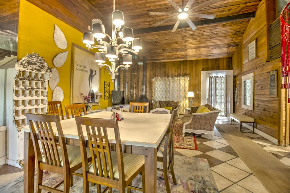 12 Old Shawnee Trail Drive Gordonville, TX 76245