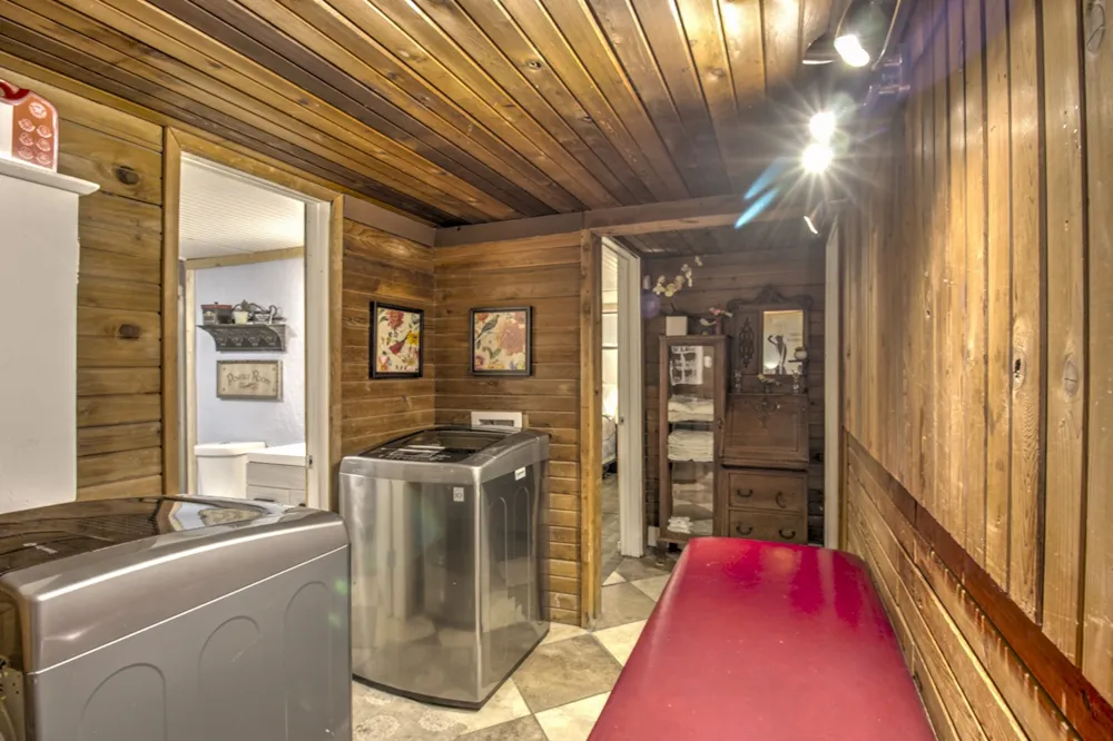 12 Old Shawnee Trail Drive Gordonville, TX 76245