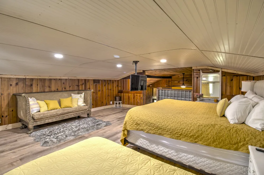 12 Old Shawnee Trail Drive Gordonville, TX 76245