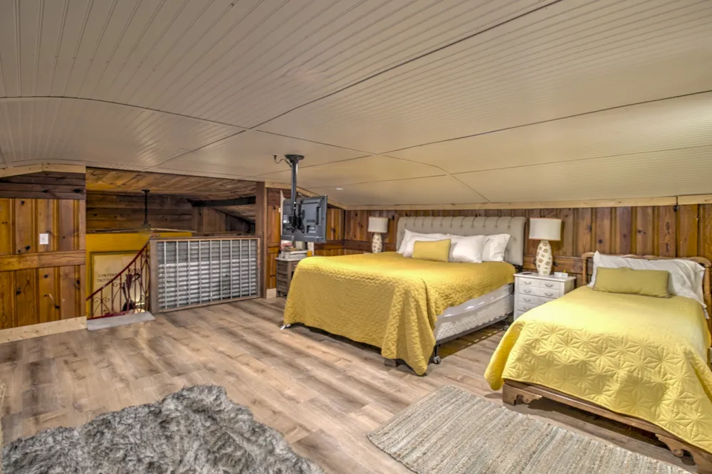 12 Old Shawnee Trail Drive Gordonville, TX 76245