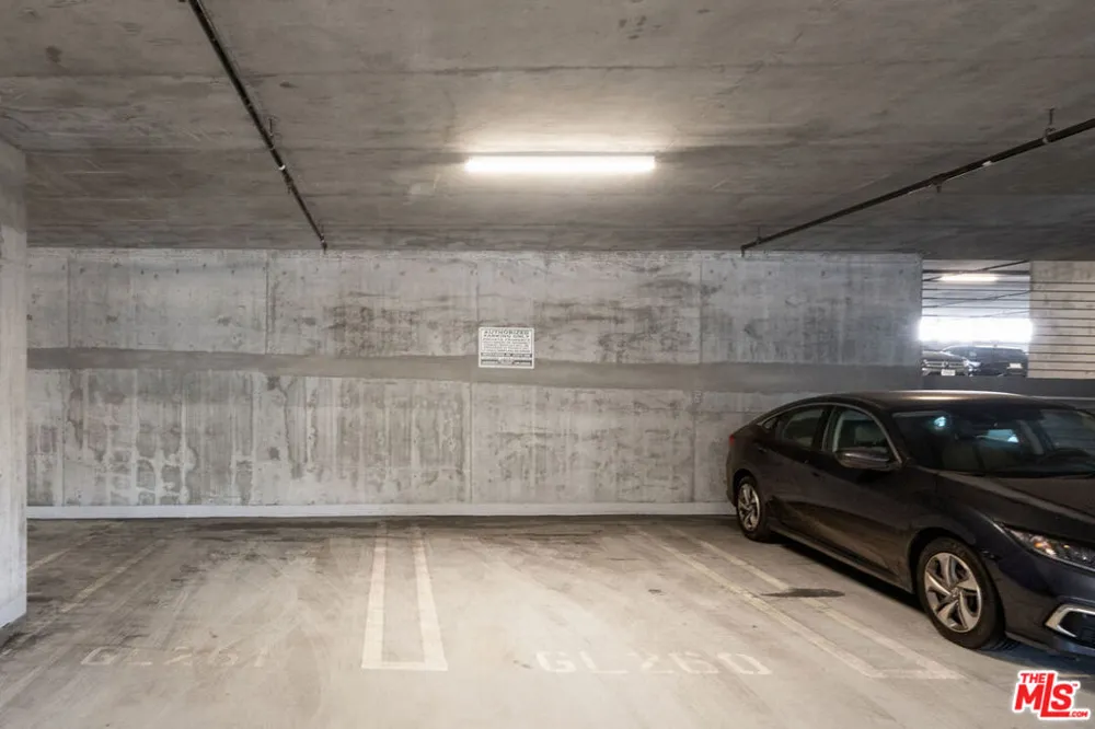 330 W 11th Street #104 Los Angeles, CA 90015
