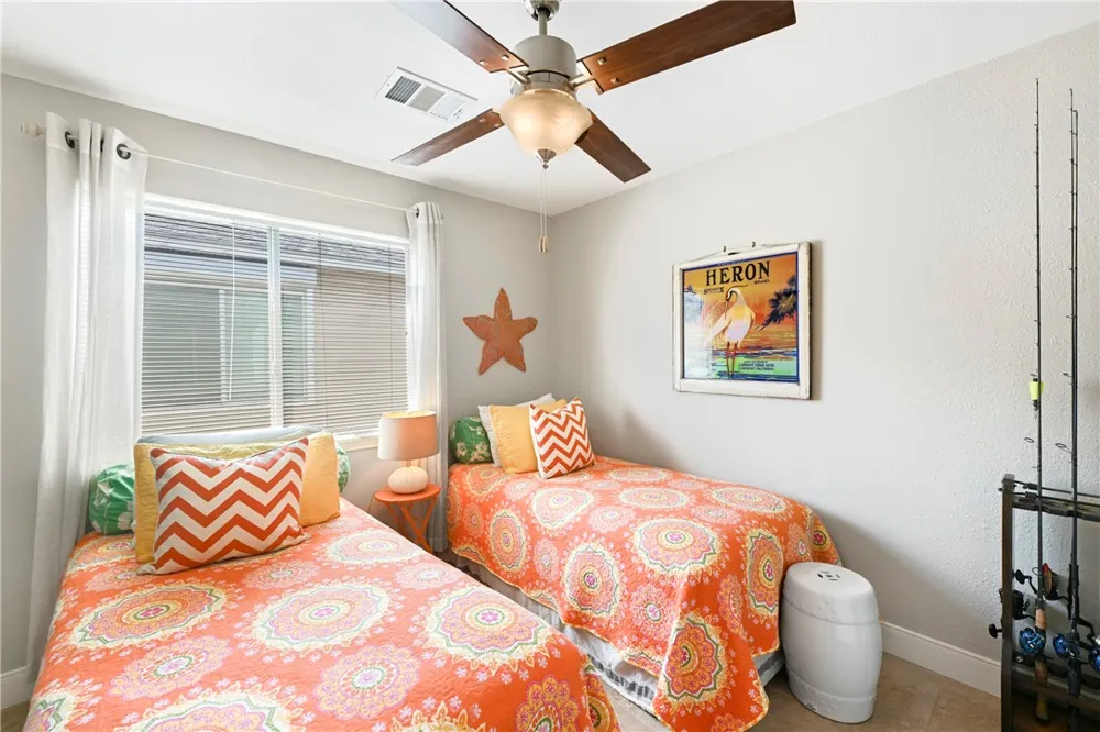 220 W Avenue F #2B Port Aransas, TX 78373