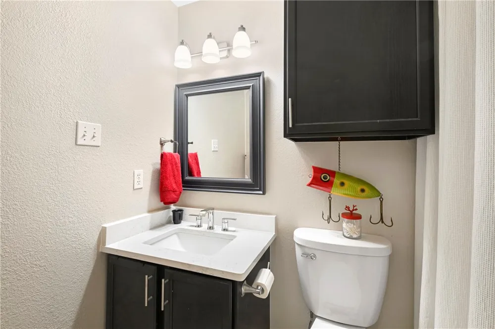 220 W Avenue F #2B Port Aransas, TX 78373