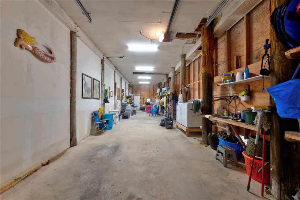 220 W Avenue F #2B Port Aransas, TX 78373