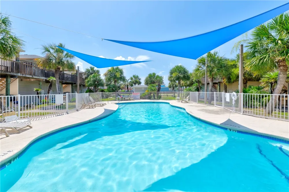 220 W Avenue F #2B Port Aransas, TX 78373