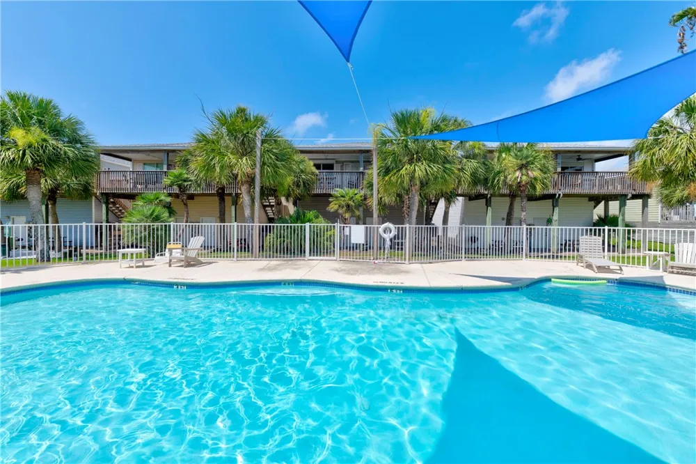 220 W Avenue F #2B Port Aransas, TX 78373