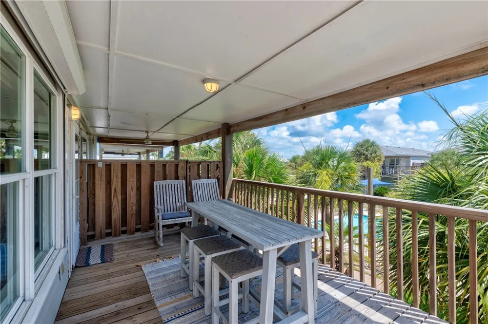 220 W Avenue F #2B Port Aransas, TX 78373
