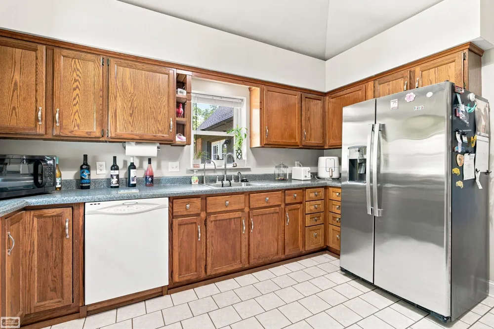 105 3rd Street Yale City, MI 48097