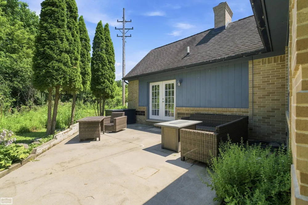 105 3rd Street Yale City, MI 48097