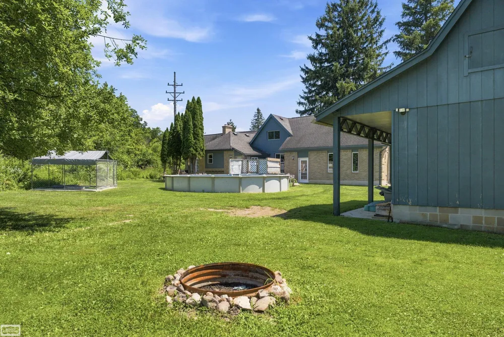 105 3rd Street Yale City, MI 48097