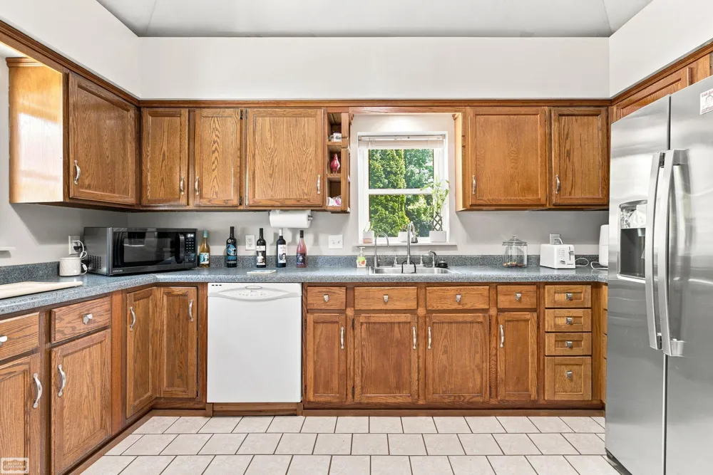 105 3rd Street Yale City, MI 48097