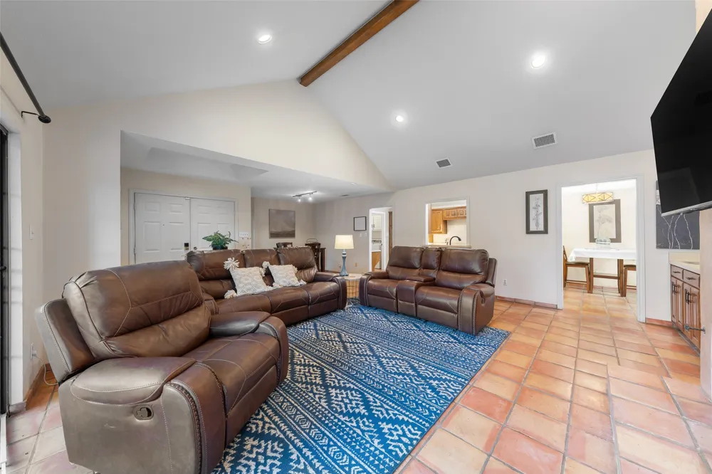 2739 Sedgeway Lane Carrollton, TX 75006
