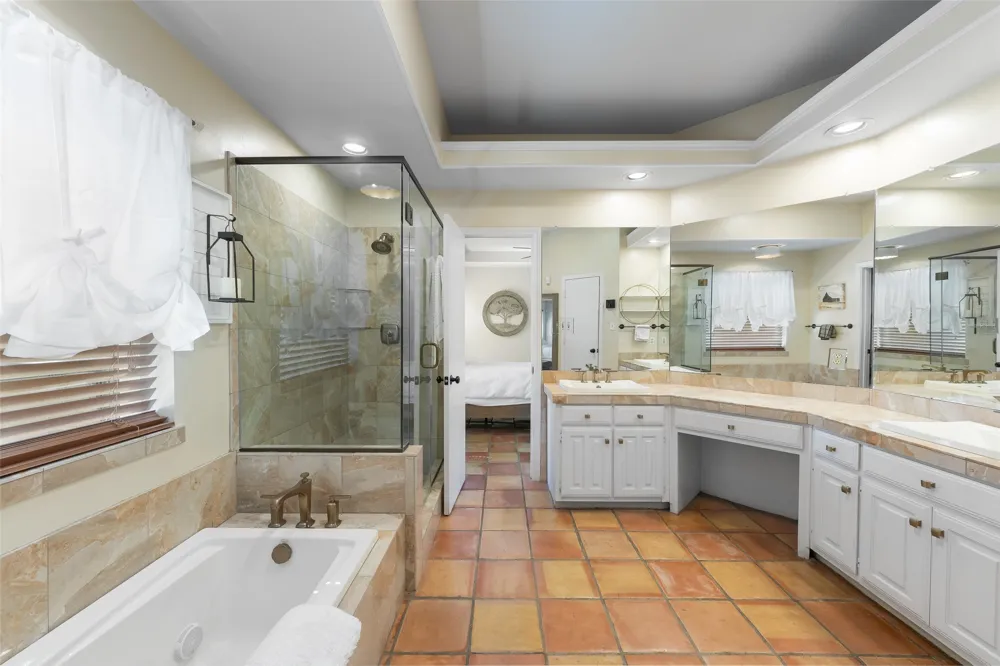 2739 Sedgeway Lane Carrollton, TX 75006
